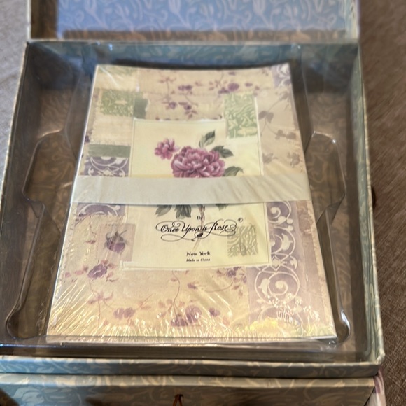 Once upon  rose note card portfolio 16 note cards & envelopes bag design NEW - Picture 5 of 5